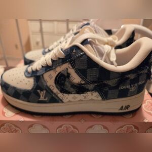 Mens Blue and White Denim Sneakers Size 7